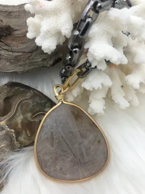 Classic Beauty Agate Pendant with Brass Matte Gold Bezel Natural Stone will come in a variety of sizes and colors.