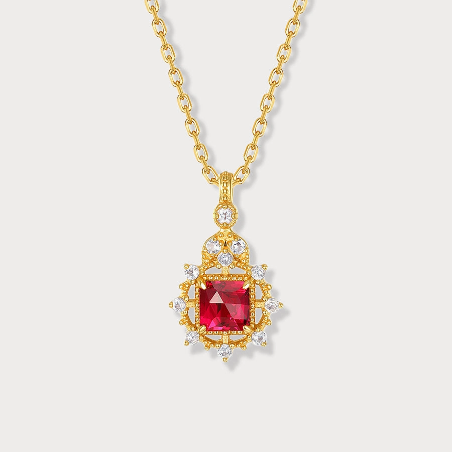 Minimal Sparkle Highlight Feature Garnet Diamond Necklace