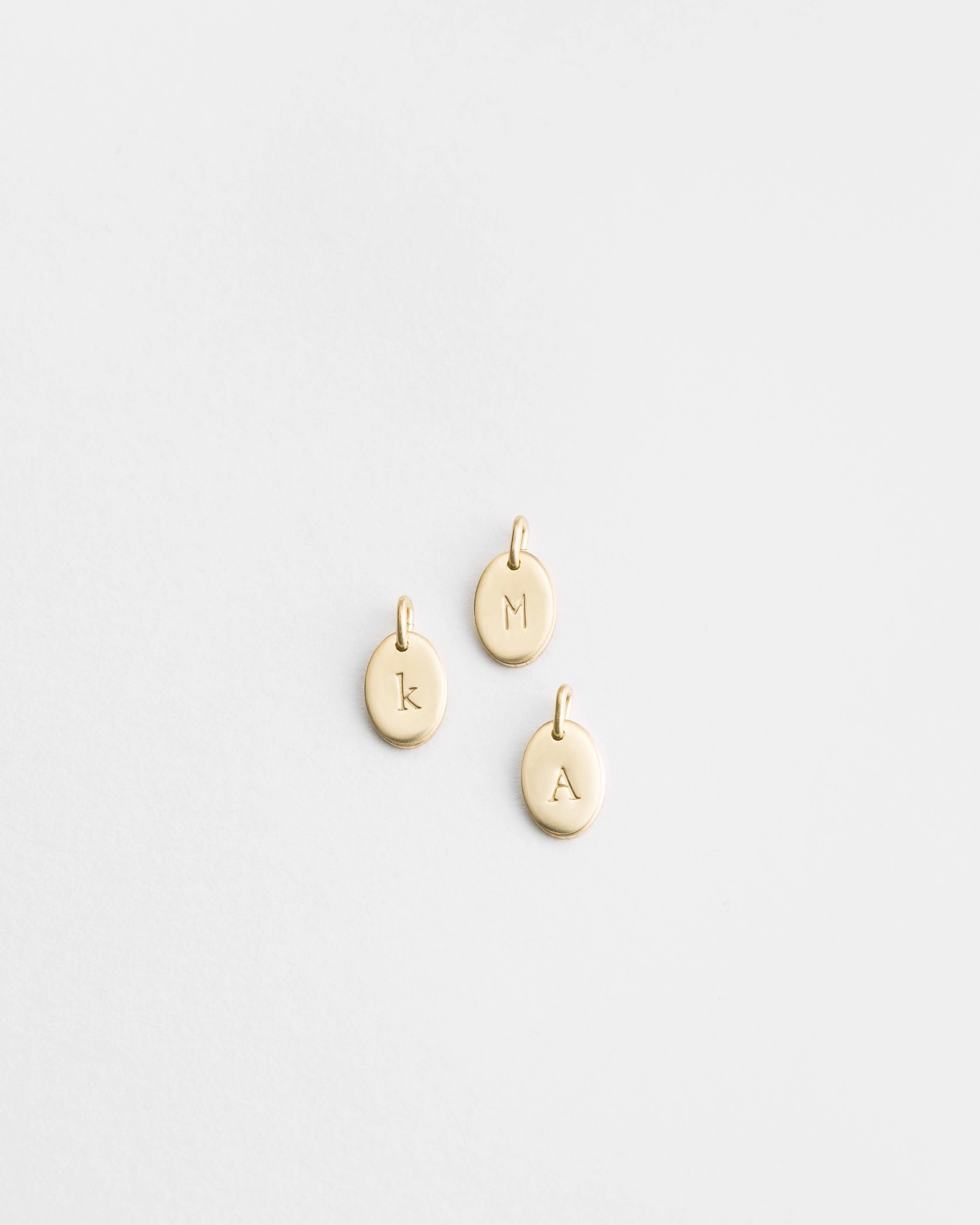 Extra Mary Oval - 6x9mm Sleek Radiance