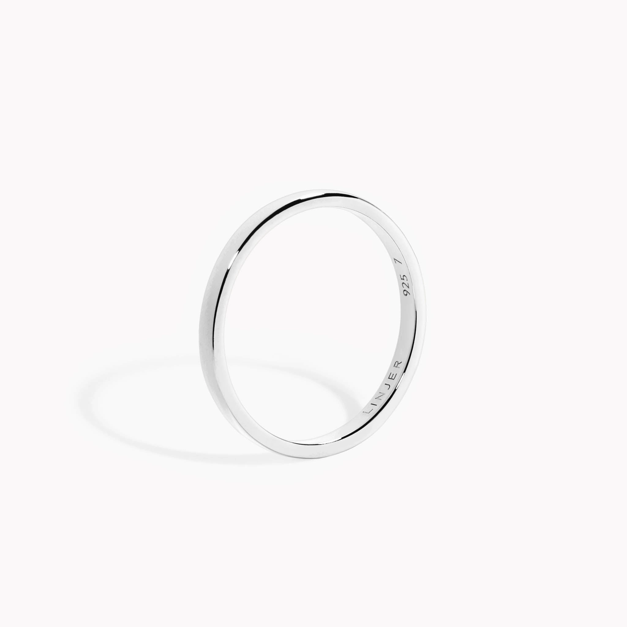 Silver Stacking Ring - Nina Glowing Details Exclusive Edge