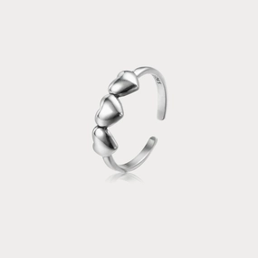 Handcrafted Finish Effortless Charm Silver Heart Ring