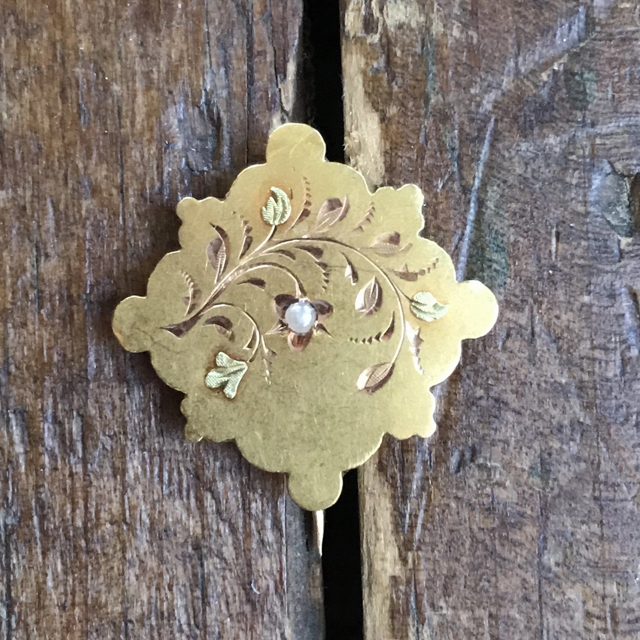 Antique Pendant or Brooch with a Seed Pearl Floral Design in 18k Gold. Repurposed Jewelry. All ages