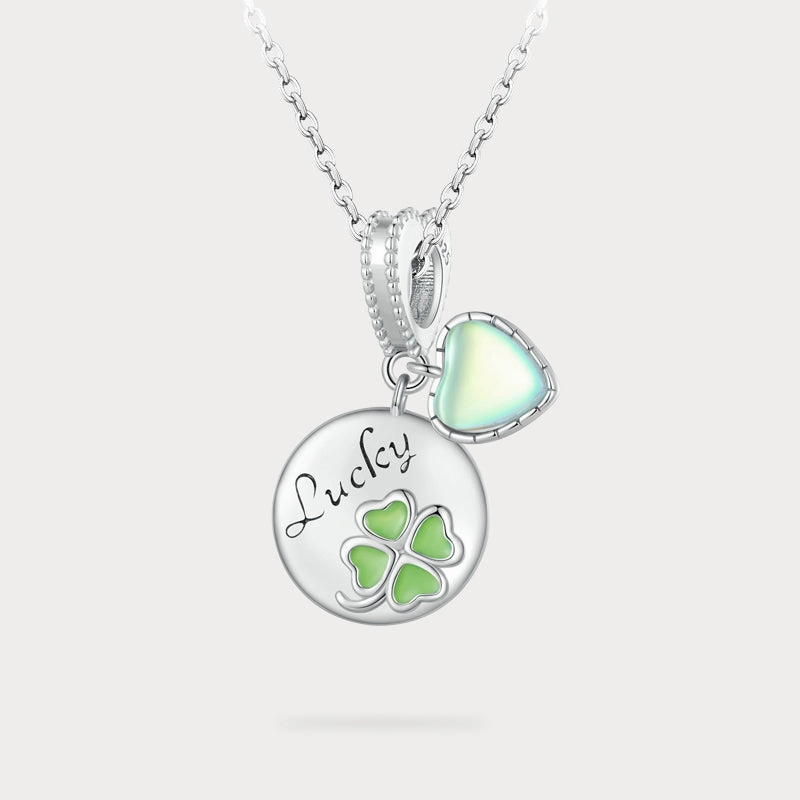 Four Leaf Clover Lucky Necklace Luxury Impression