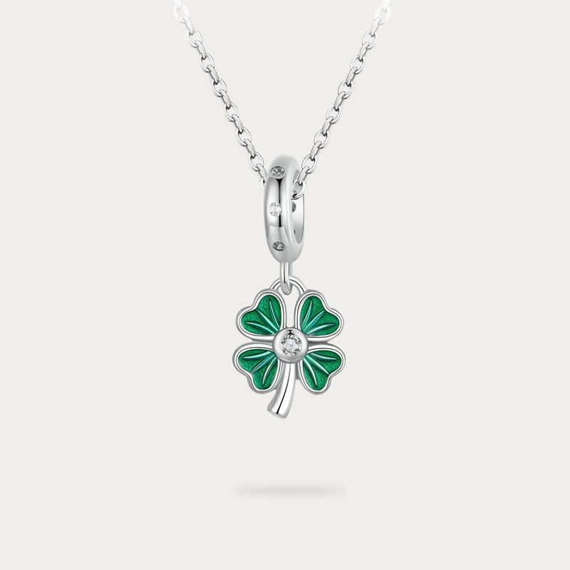 Glamour Finish Shining Design Four Leaf Clover Pendant Necklace