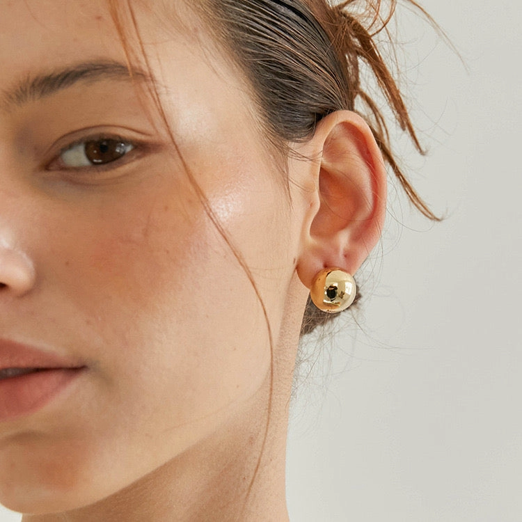 Neat Detail Statement Highlight Gemini French Retro Ball Earrings