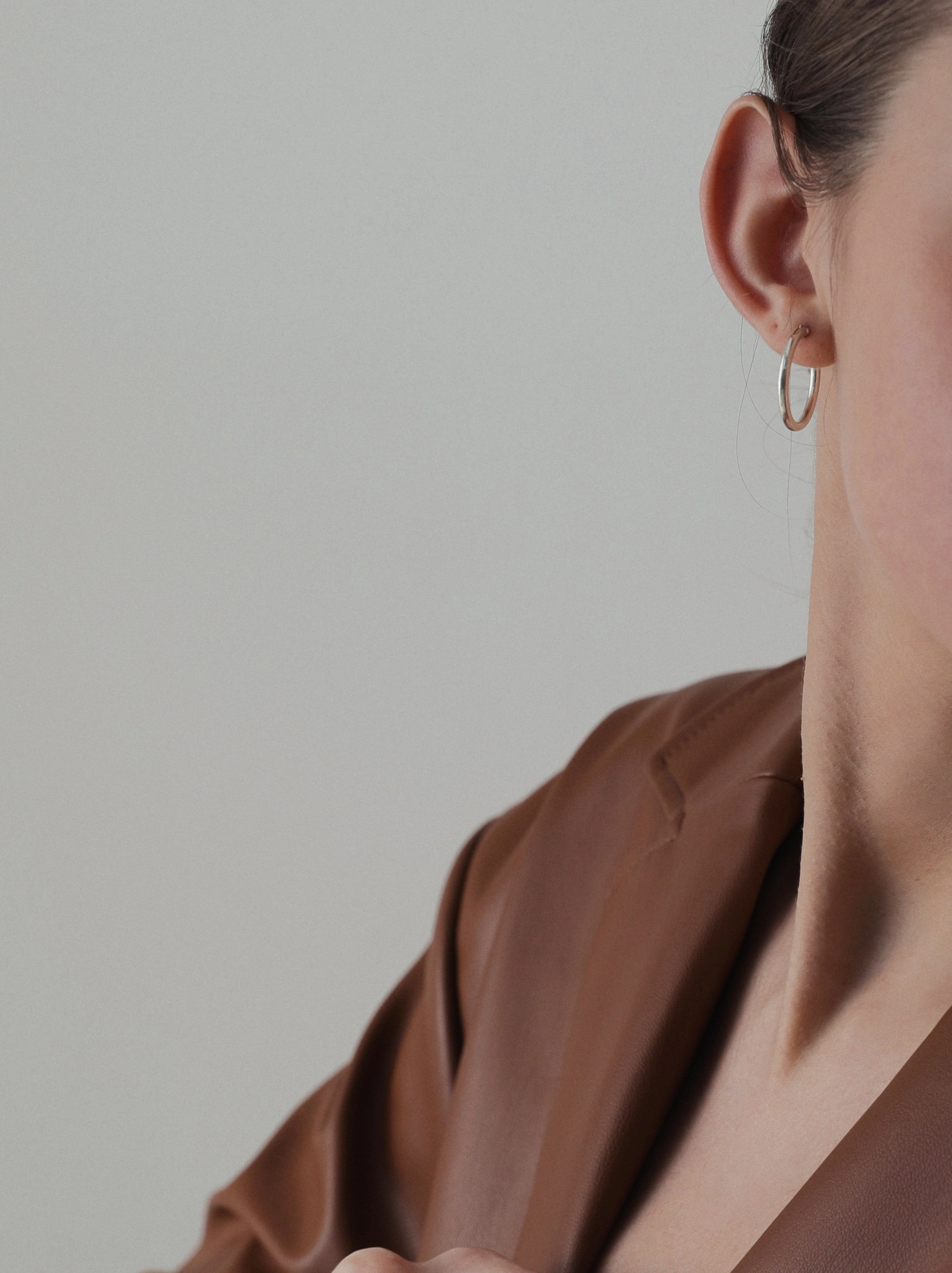 Sparkling finish Geneve Silver Hoop Earring 20mm in S925