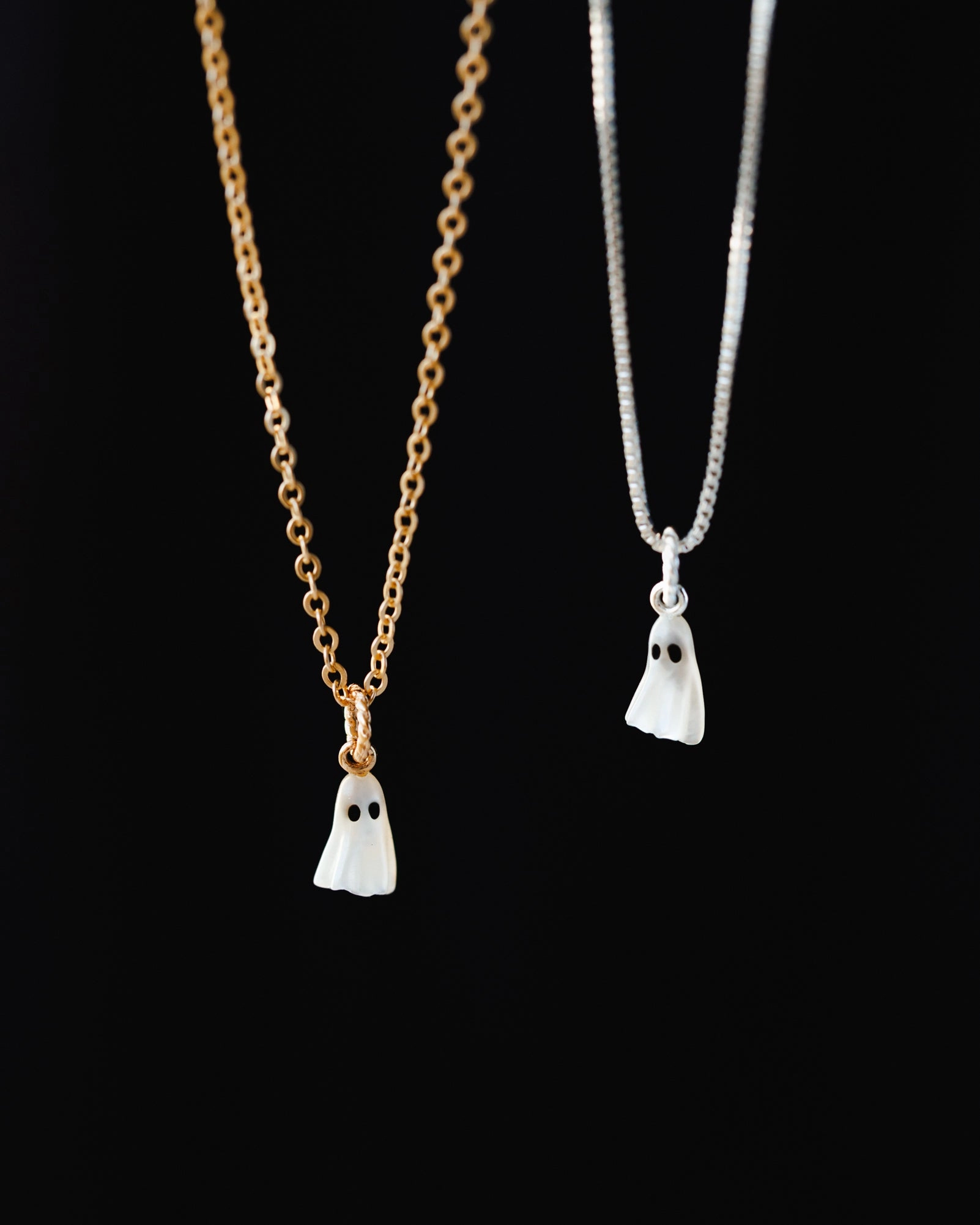 Pearly Ghost Charm Smooth Curve