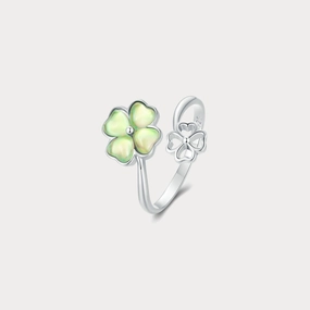 Sophisticated Craft Four Leaf Clover Ring