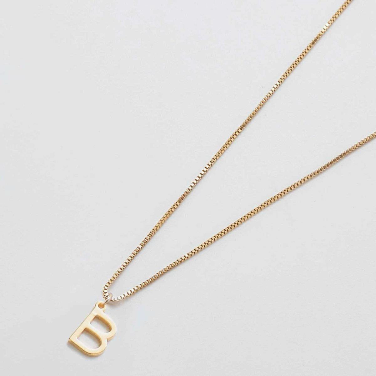Gold Dainty Initial Necklaces Bright Reflection Dazzling Edge