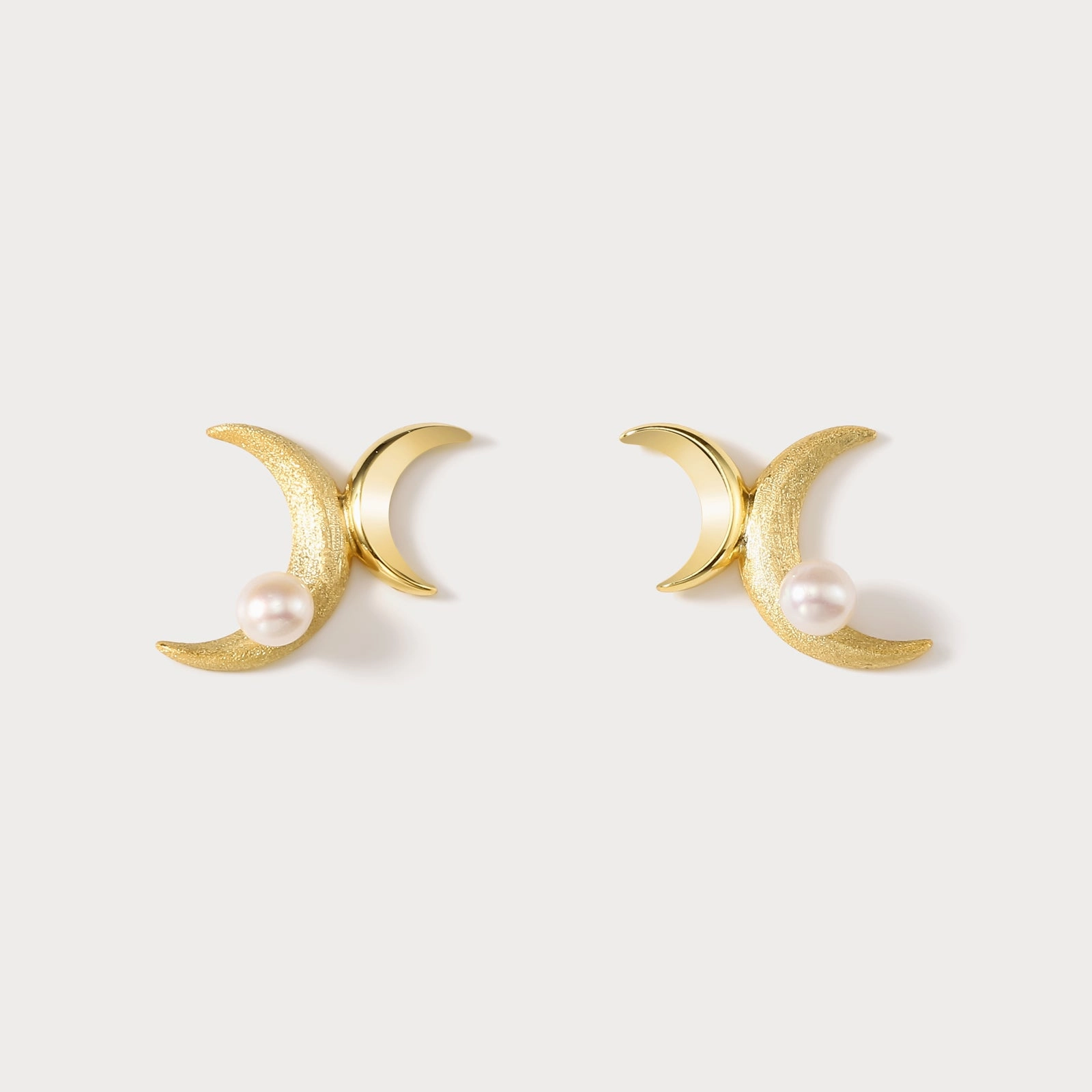 Comfortable Ornament Gold Double Moon Earrings