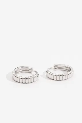 Harper Huggie Shiny Glam Understated Finish