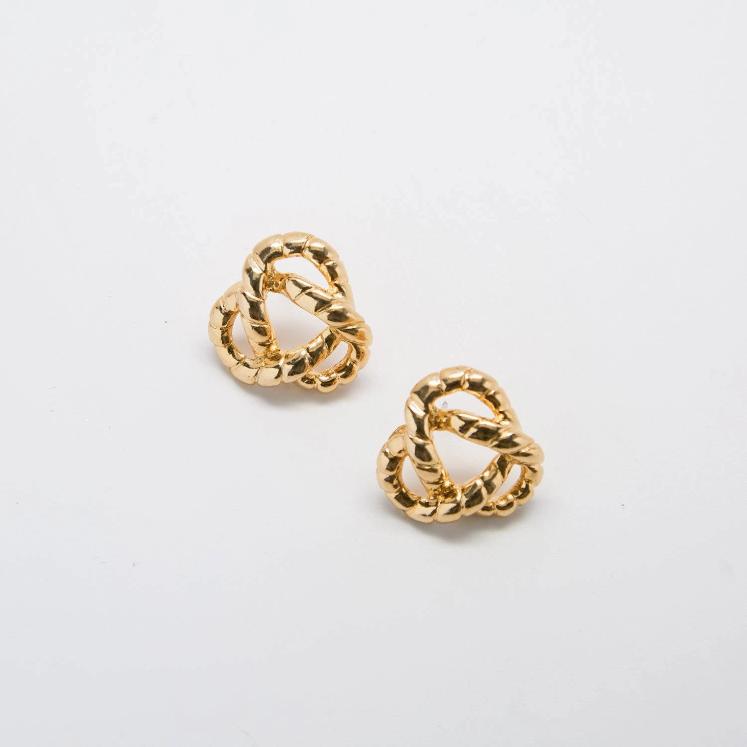 Charming Details Vintage Rope Trinity Knot Earrings