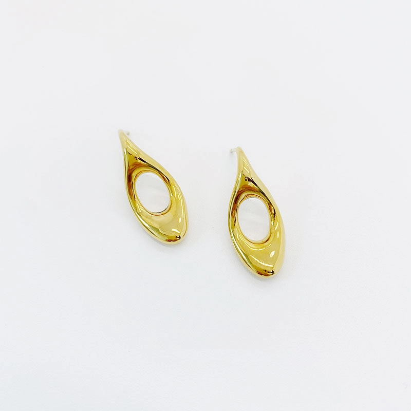 Gry Contemporary Stud Earrings Charming Jewelry Design