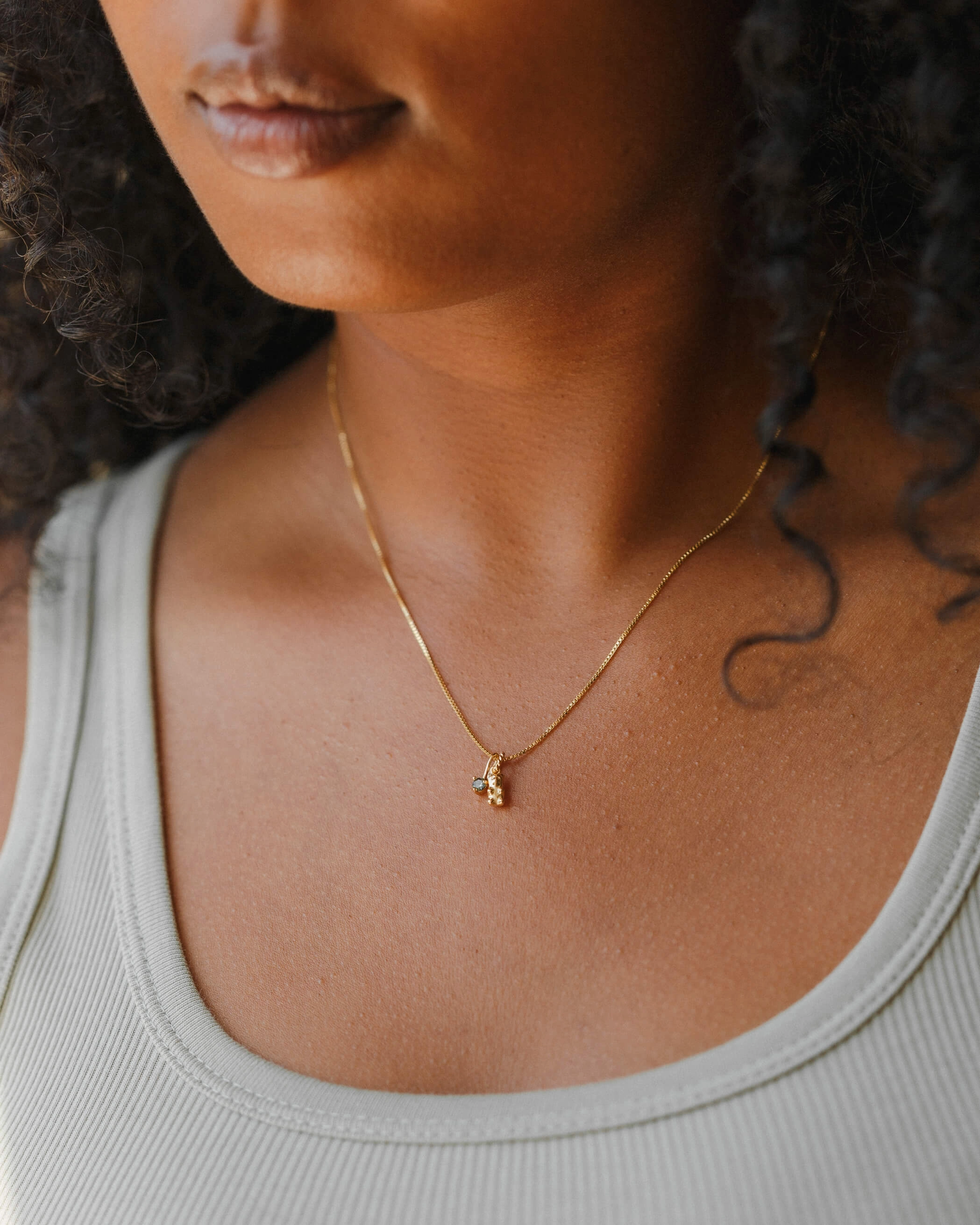 Minimalist Piece Fresh Detail Gummy Bear Charm