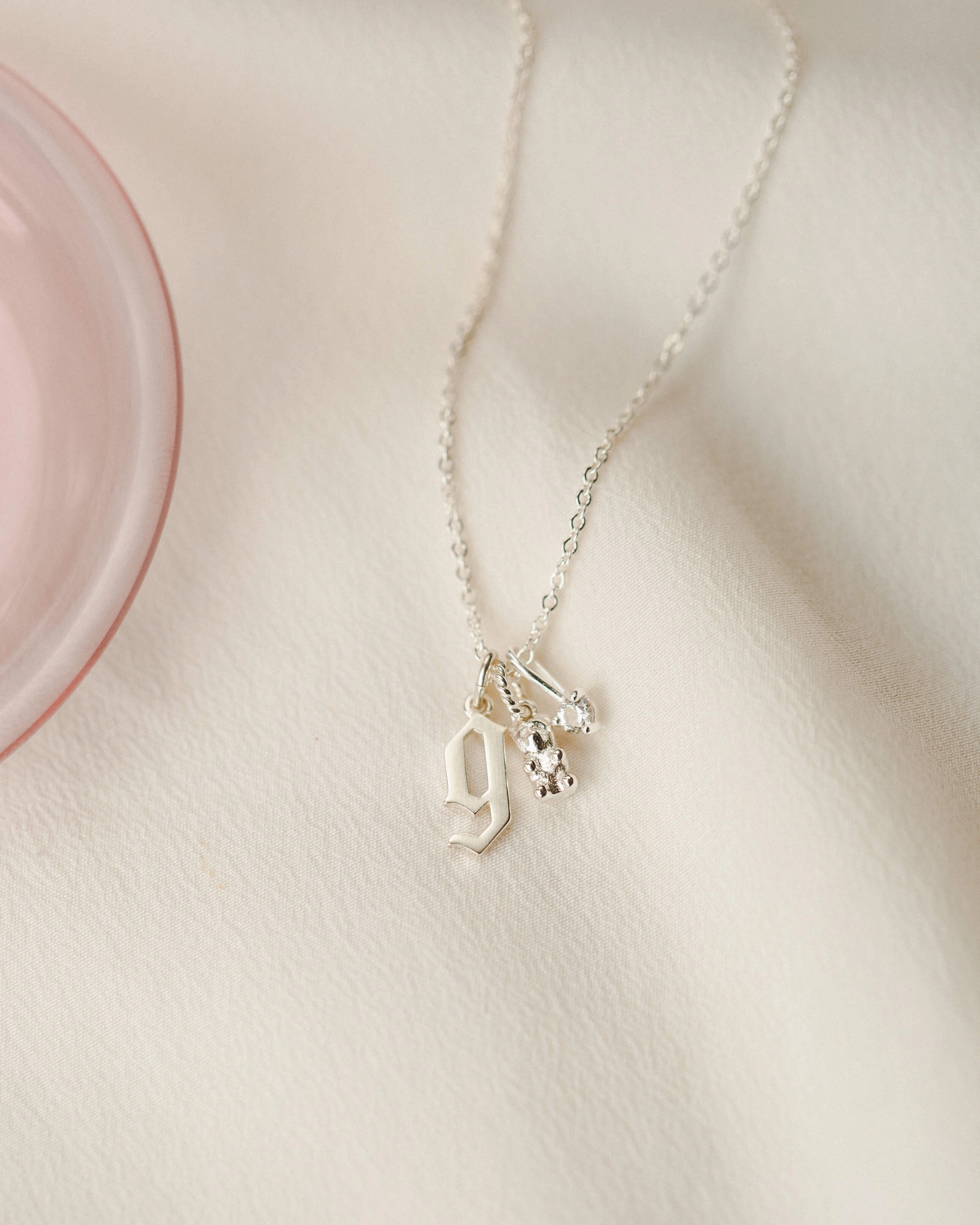 Gummy Bear Charm Simple pieces Graceful Highlight