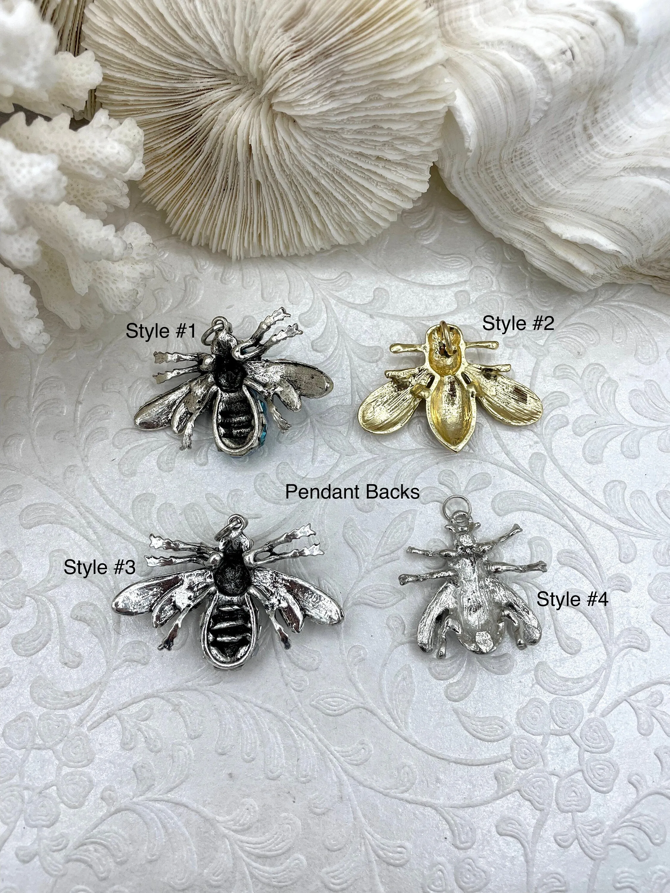 Unisex accessory Young Girl Bee Charm/Pendant, Enamel Rhinestone Bee Pendant, Vintage Bee Pendants, Insect Pendants, Bug Pendants, Bumble Bee 5 Styles Fast Shipping