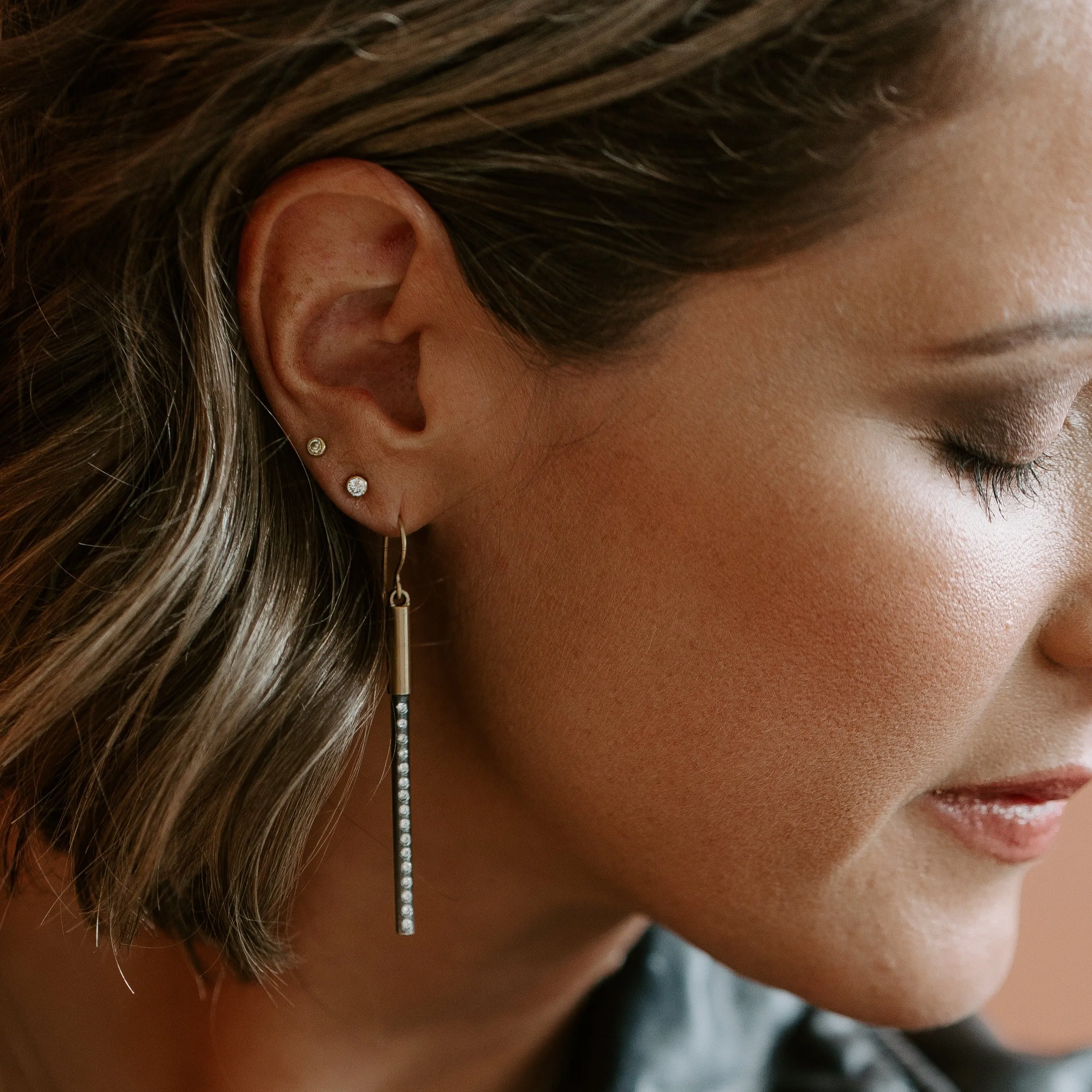 Diamond Stud Earrings - 18ky Gold   Colored Diamonds Glam Mode