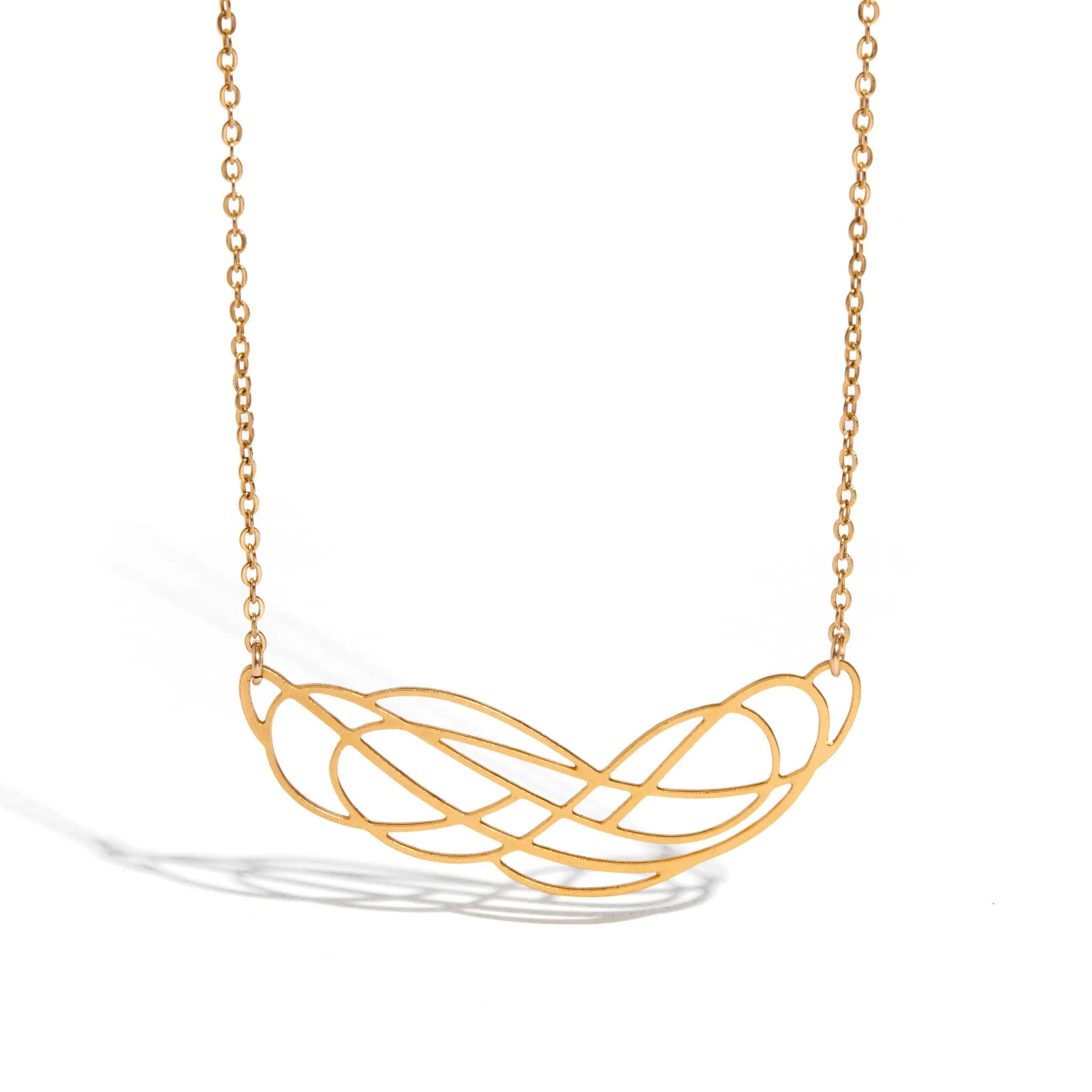 Infinity Necklace Chic Highlight