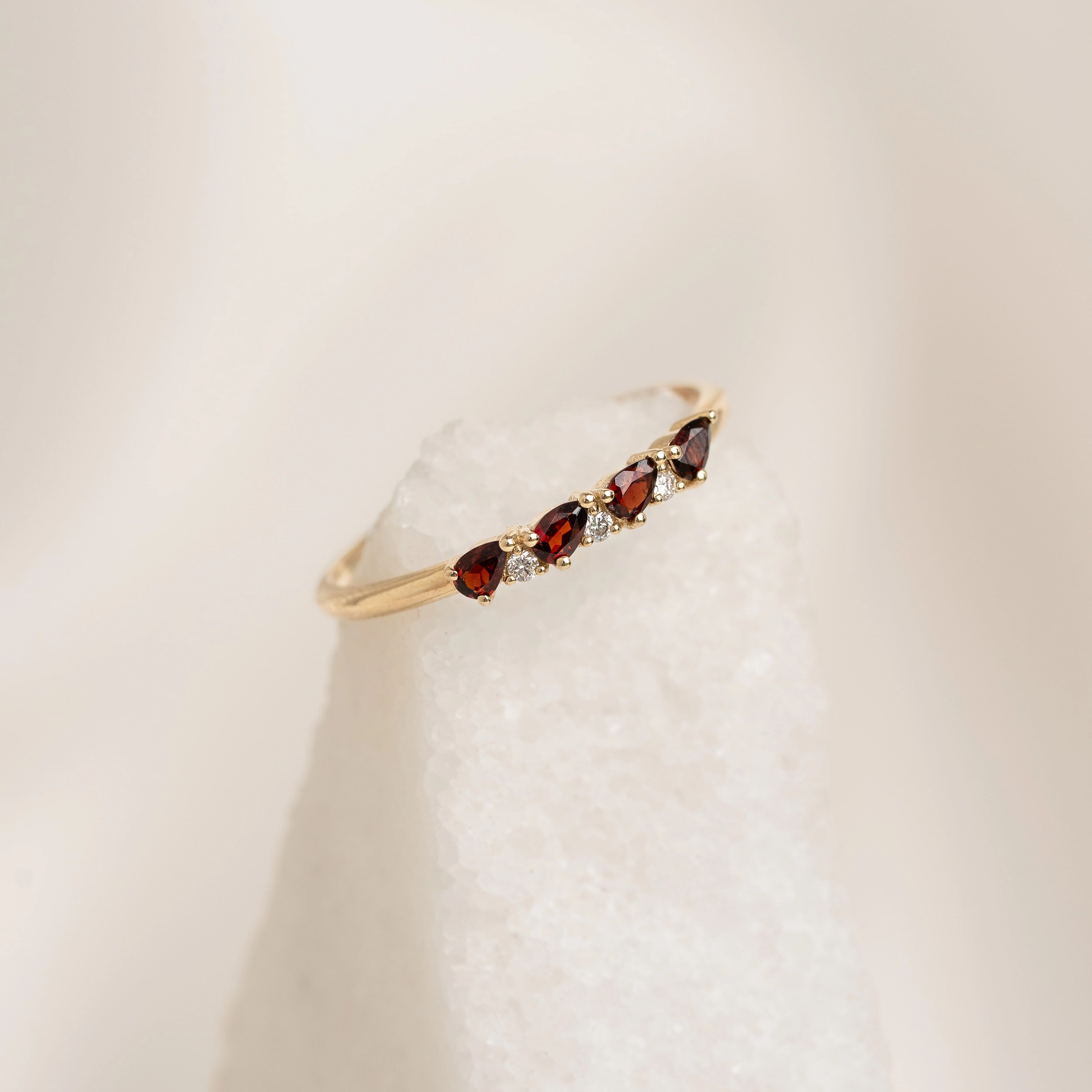 Classic Highlight January Birthstone Pear Ring 14k Gold - Garnet and Diamond