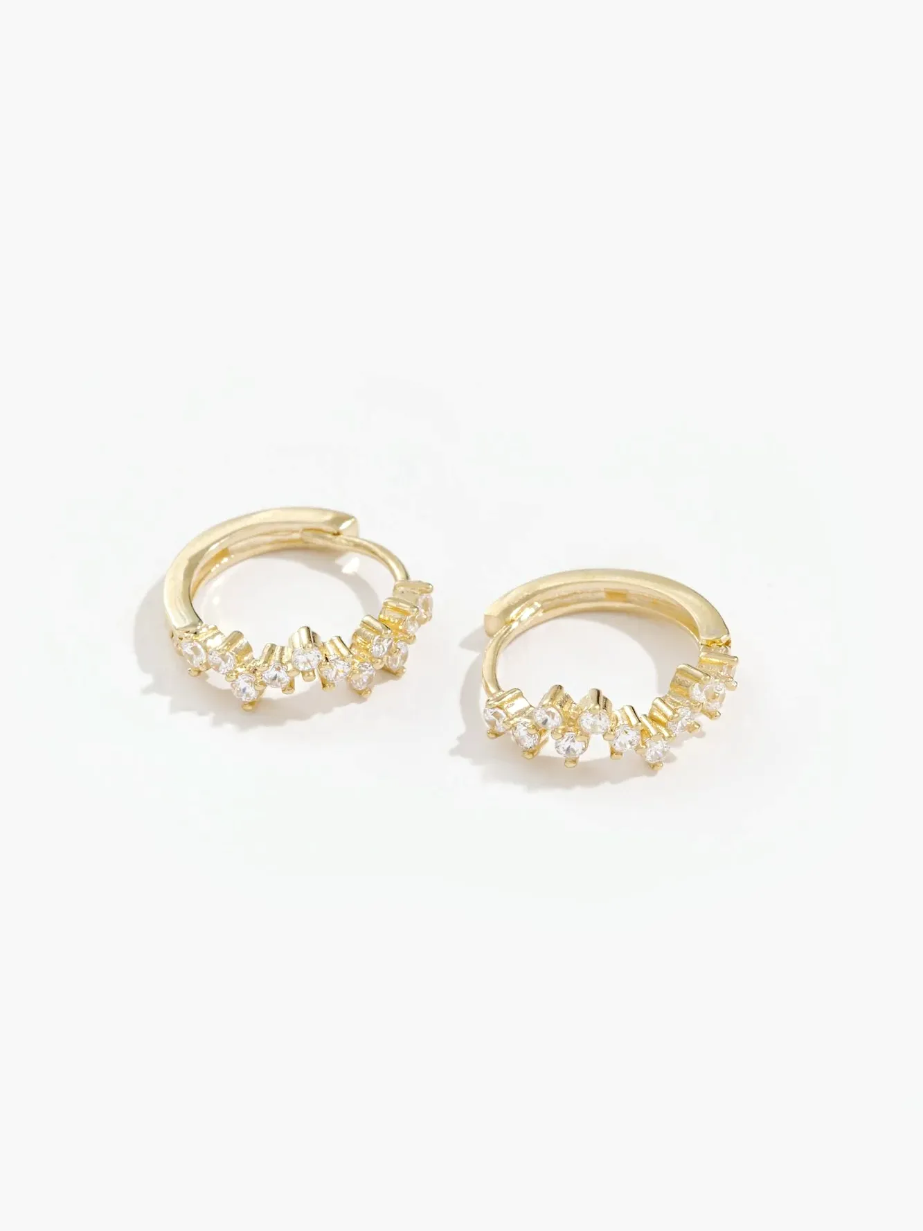 Jessa Huggies Charming Glow Polished Line