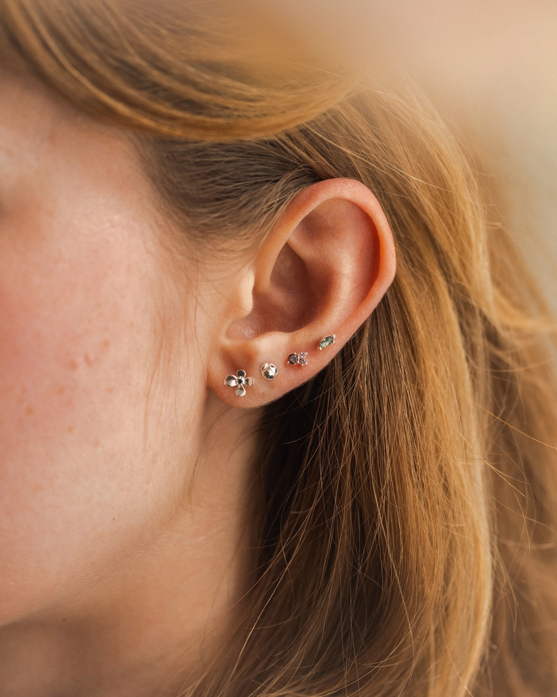 Signature Look Ladybug Studs