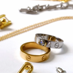 Minimal Design Elegant Creations Lisette Geometric Stamped Ring