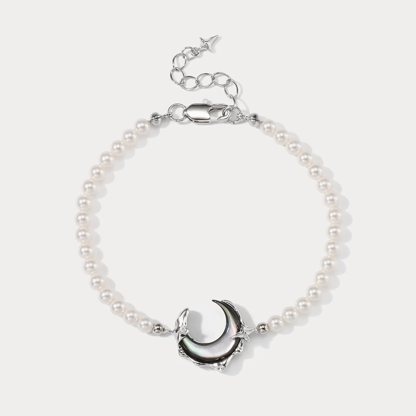 Dainty Detail Lunar Tide Pearl Bracelet