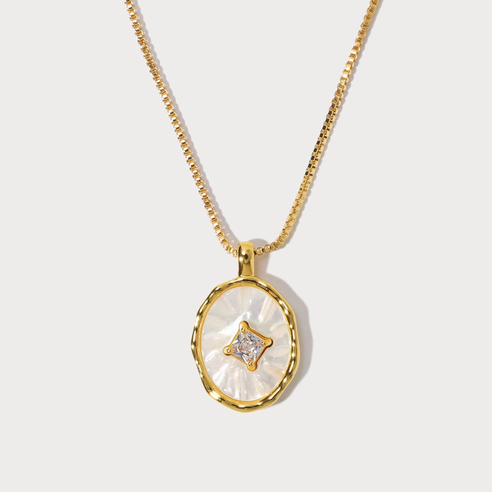 Oval Star Pendant Necklace Seasonal Accent Graceful Accent