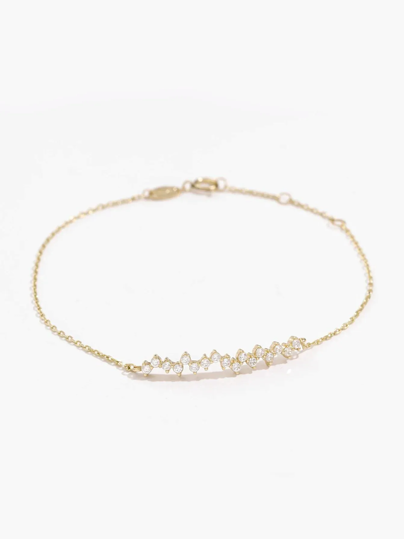 Macey Bar Bracelet Modern Shine Multi Purpose