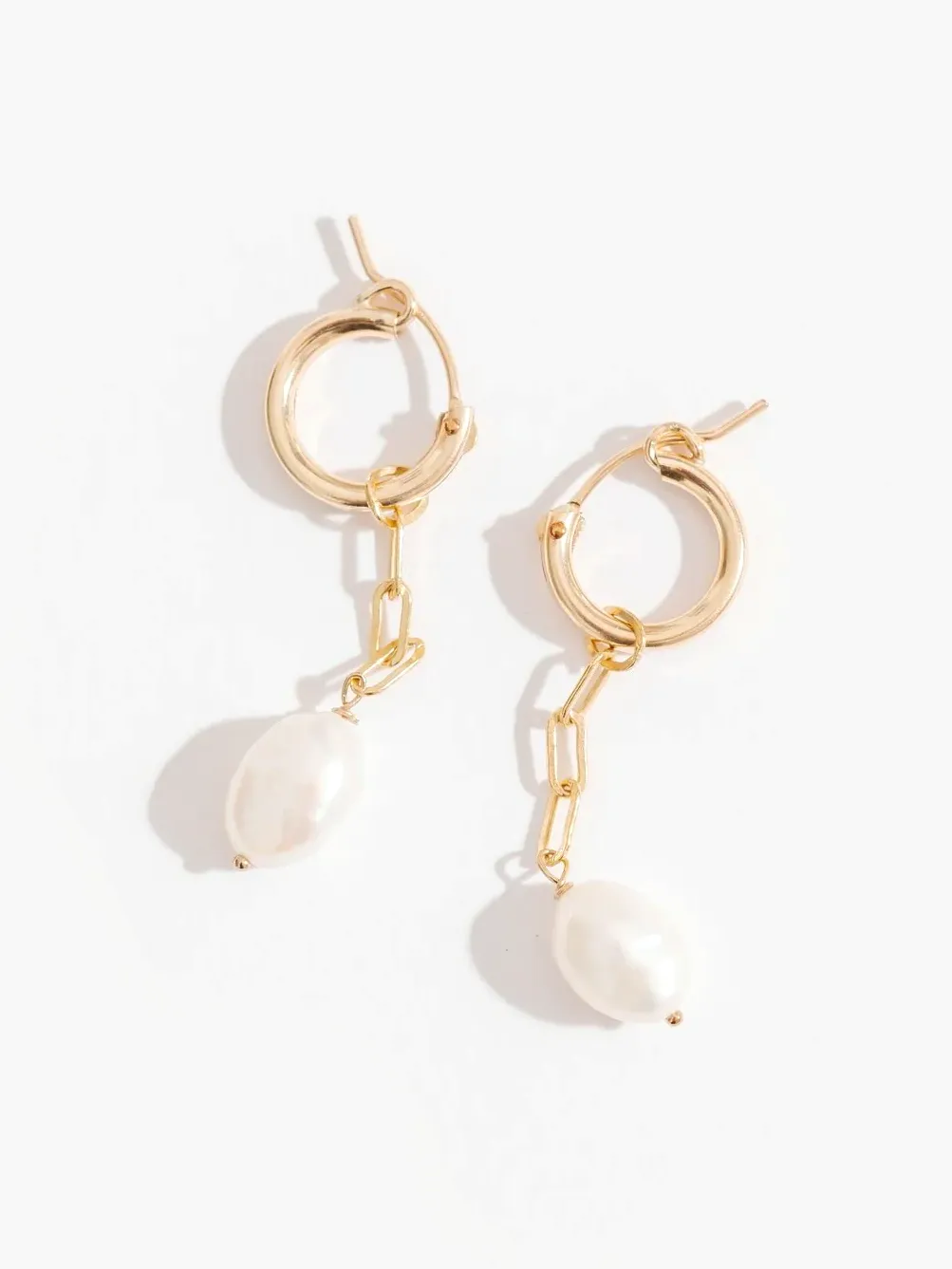 Refined Texture Marina Drop Hoop