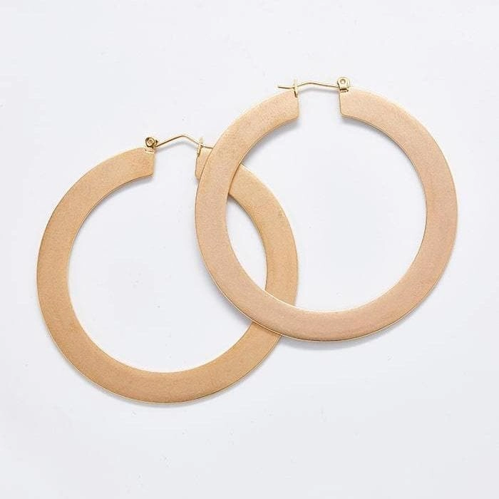 Camera Focus Daily Essential Matte Large Gold Hoop Earrings