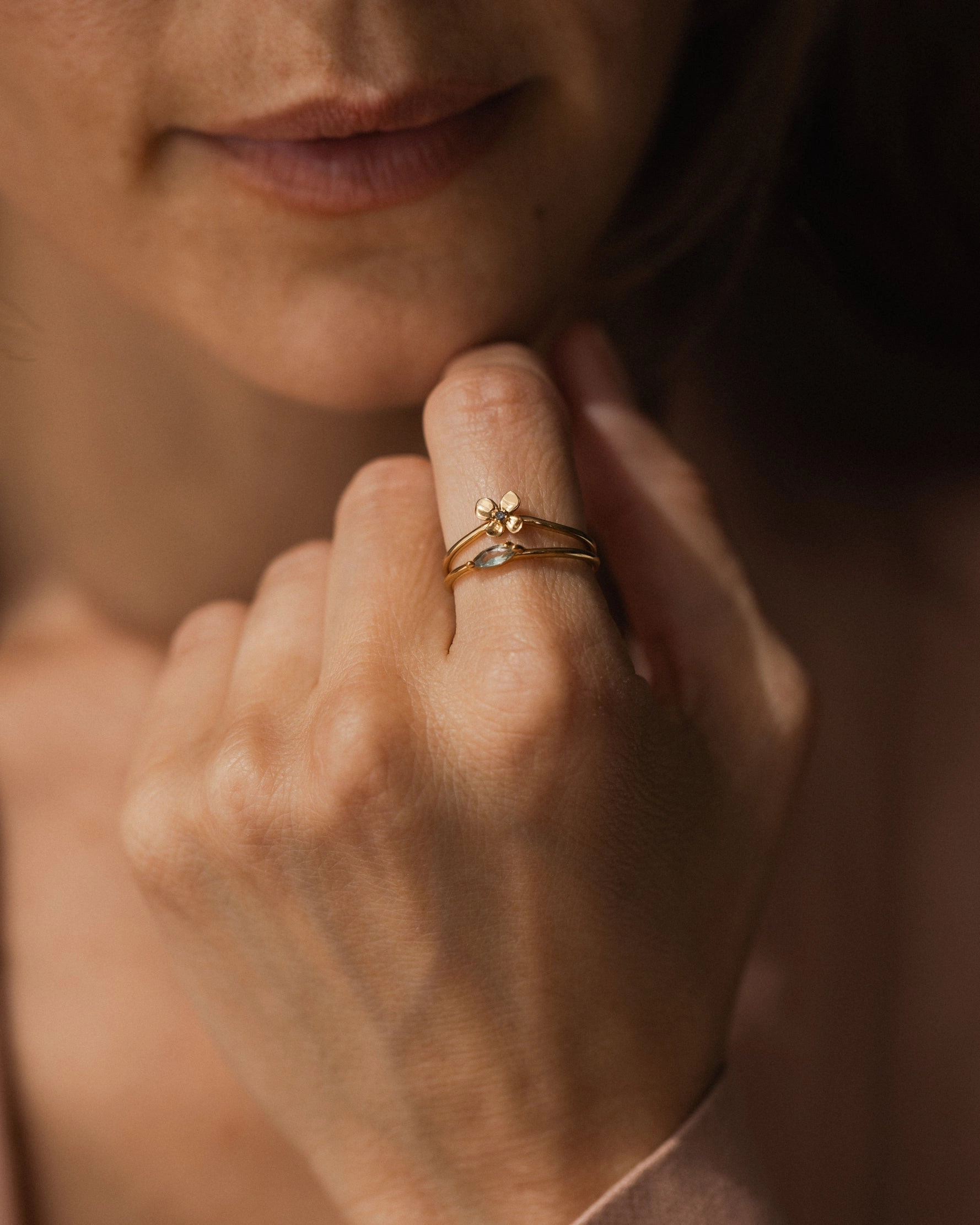 Elegant Highlight Midnight Blossom Ring