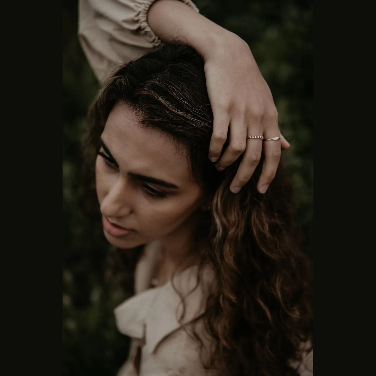 Mini Signet Ring Graceful Shine Refined Elegance