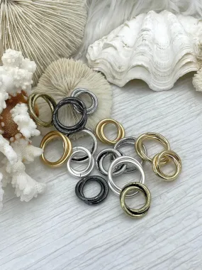 Interlocked Ring Connector, 7 Colors, 2 Size, Jewelry Connector, Hoop Charm Holder,  28mm, 22mm Soldered Double Crossover Ring ,Fast Ship Cultural Style