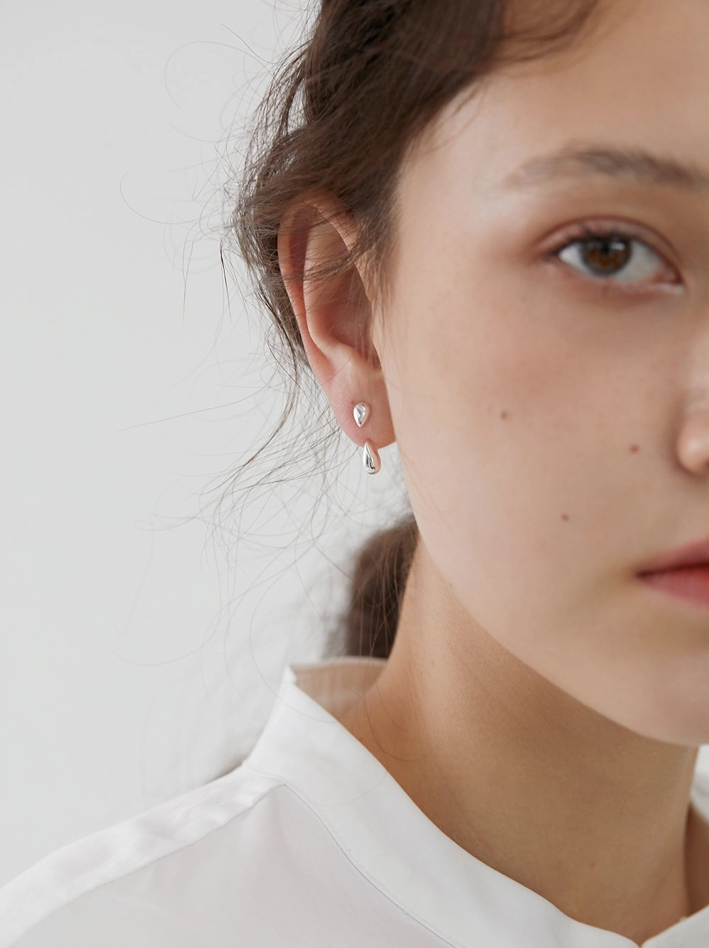 Glow Look Handcrafted Jewelry Finish Morning Dew 2-Way Dainty Stud Earrings 18K Gold/Silver