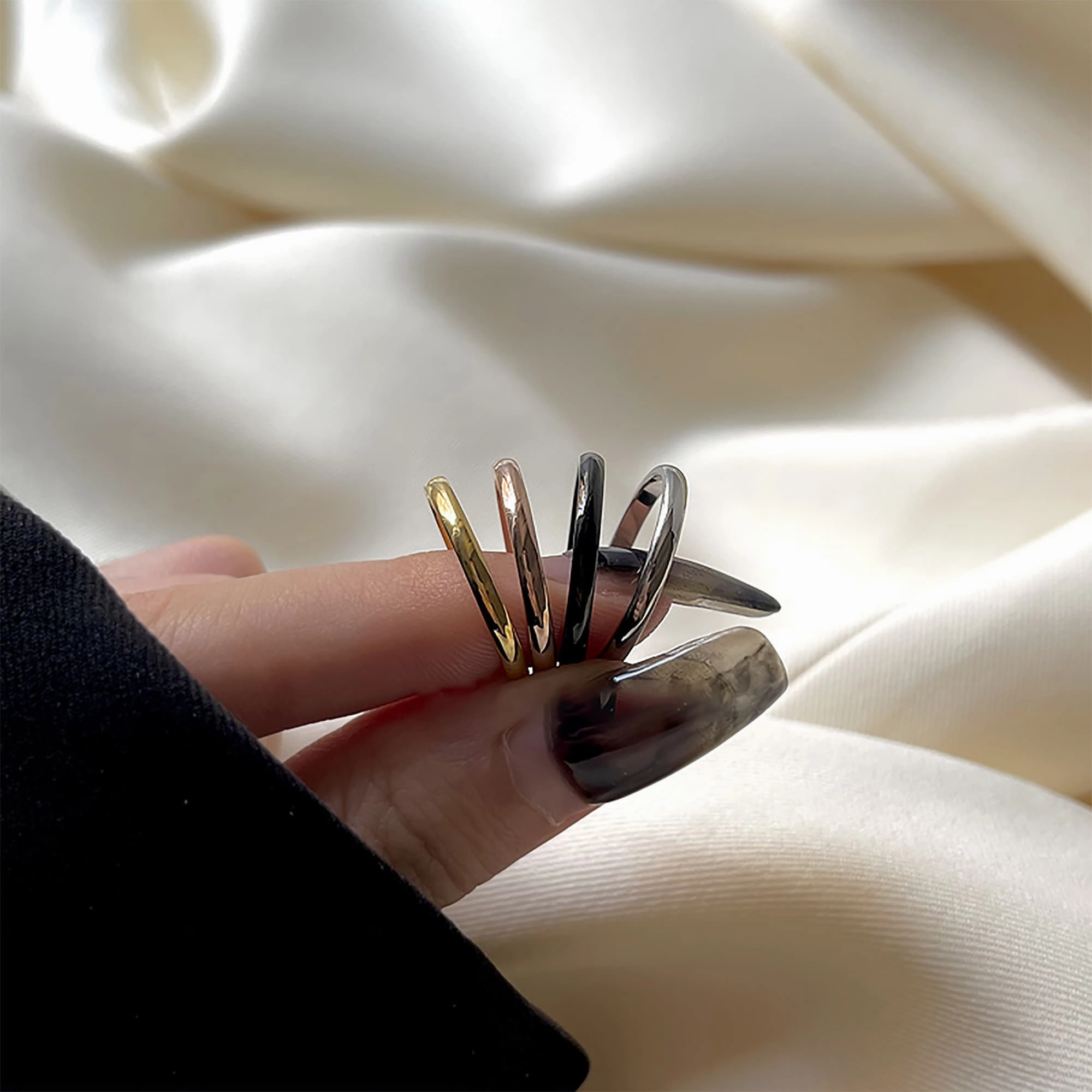 Oblession Essentials 2mm Round Ring 18K Waterproof Layered Ring Cocktail Hour