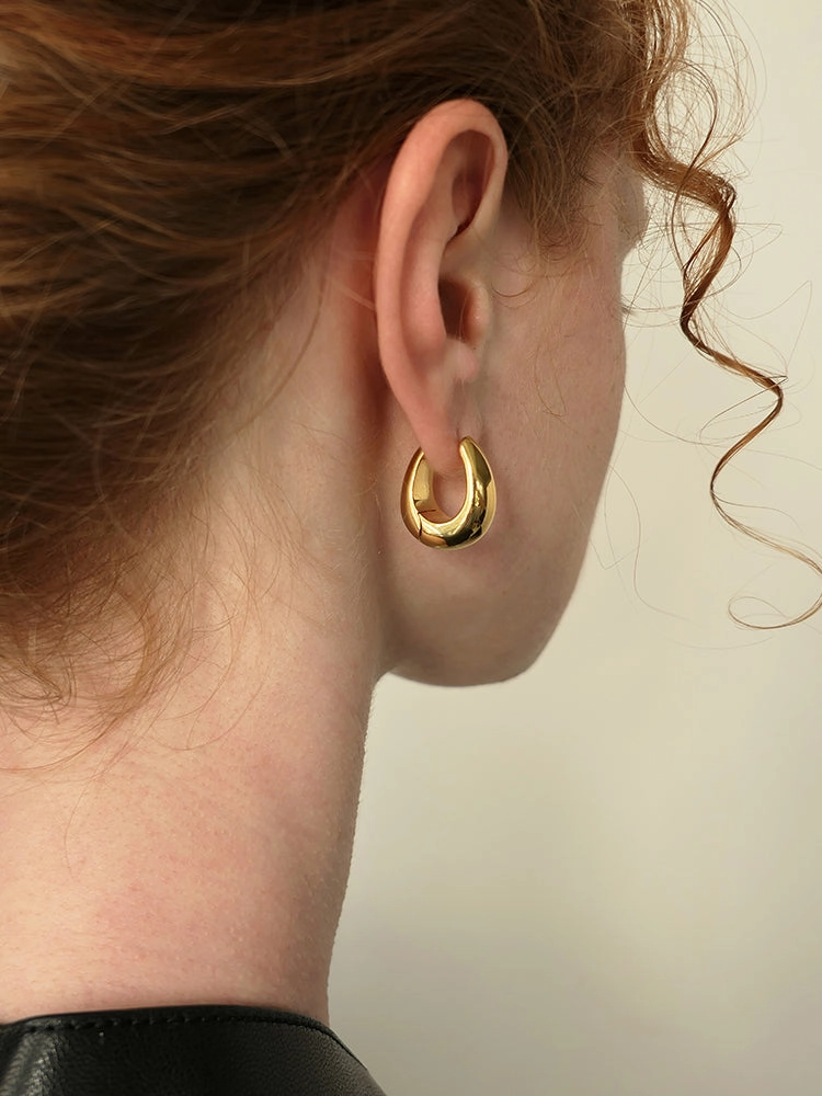 Cute Accent Oval Huggie Hoop Earrings 3 Sizes