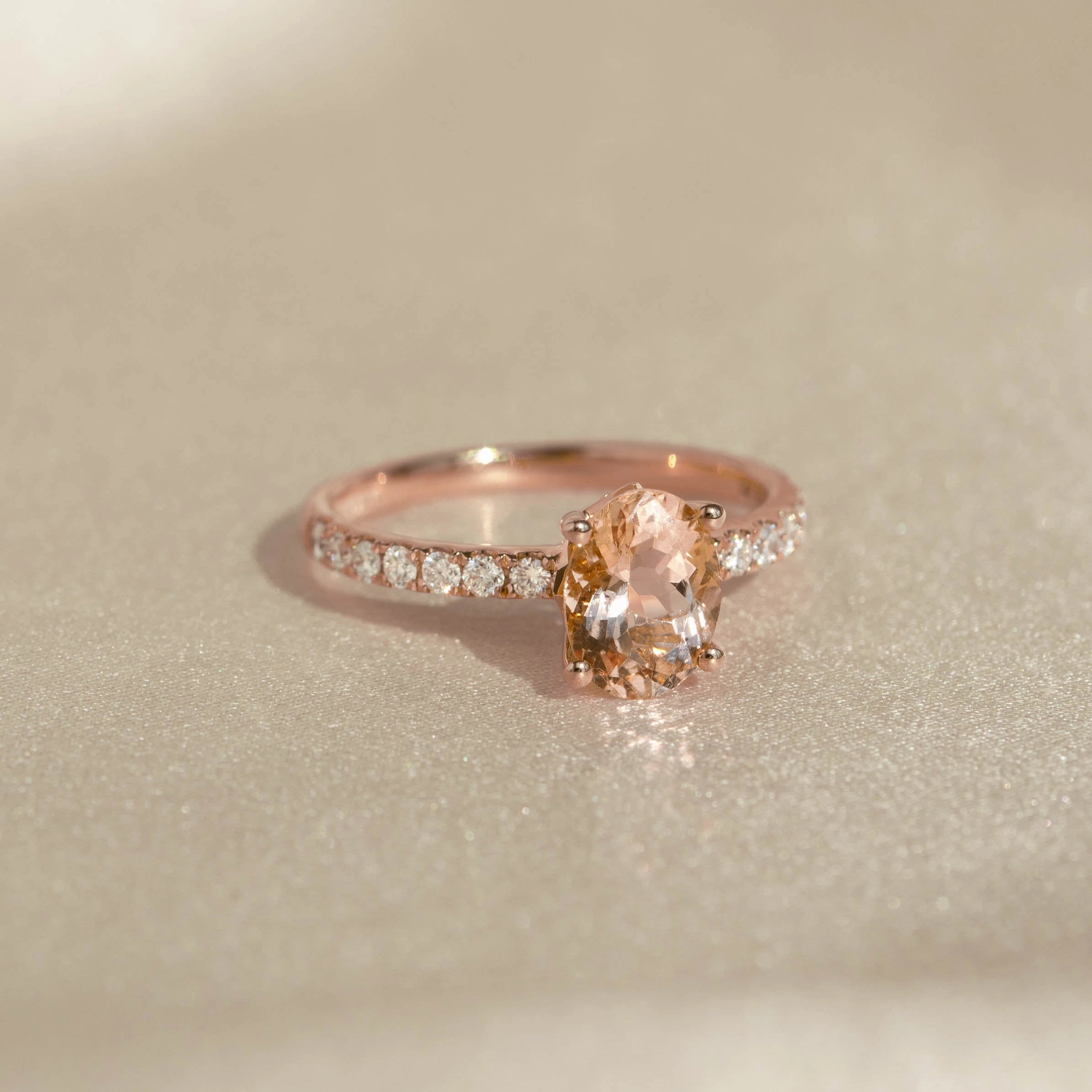 Formal Attire Oval Morganite and Diamond Ring Rose Gold - Minette