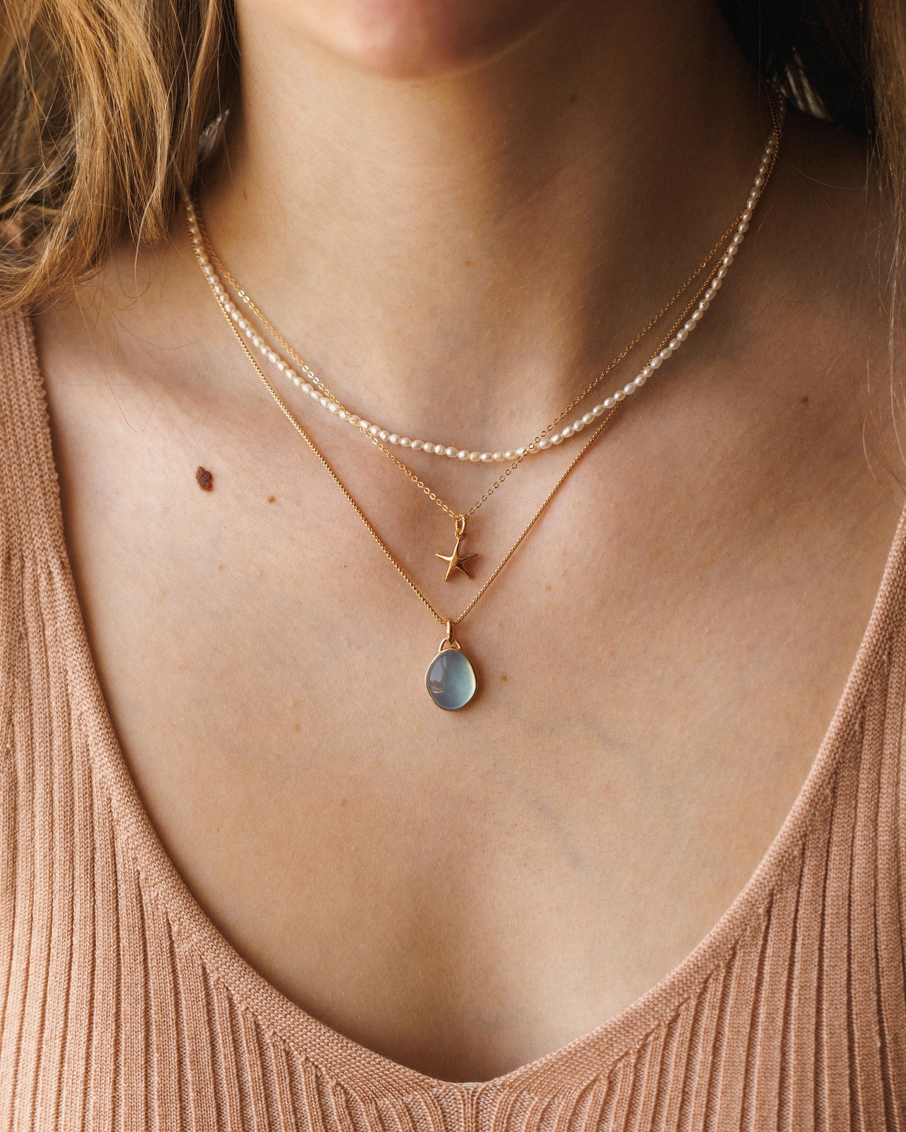 Pav?? Starfish Charm Alluring Design