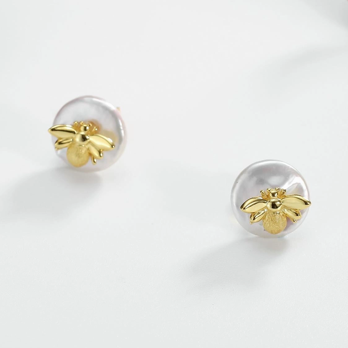 Pearl Bee Stud Earrings Stylish Must-Have Polished Choice