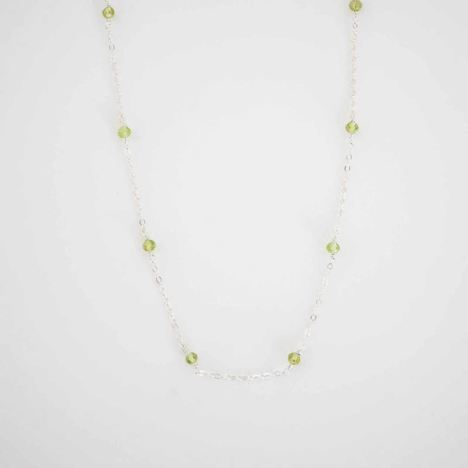 Peridot Classic Necklace Attractive Ornament