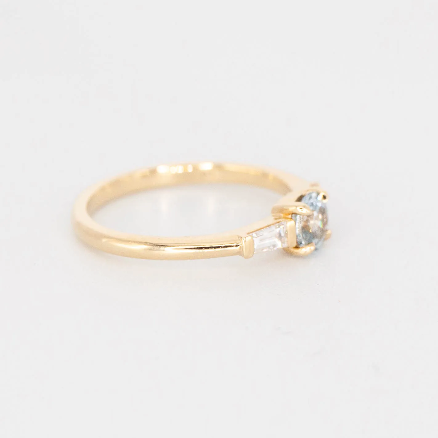 Glam Glow Ellie Ring - Montana Sapphire