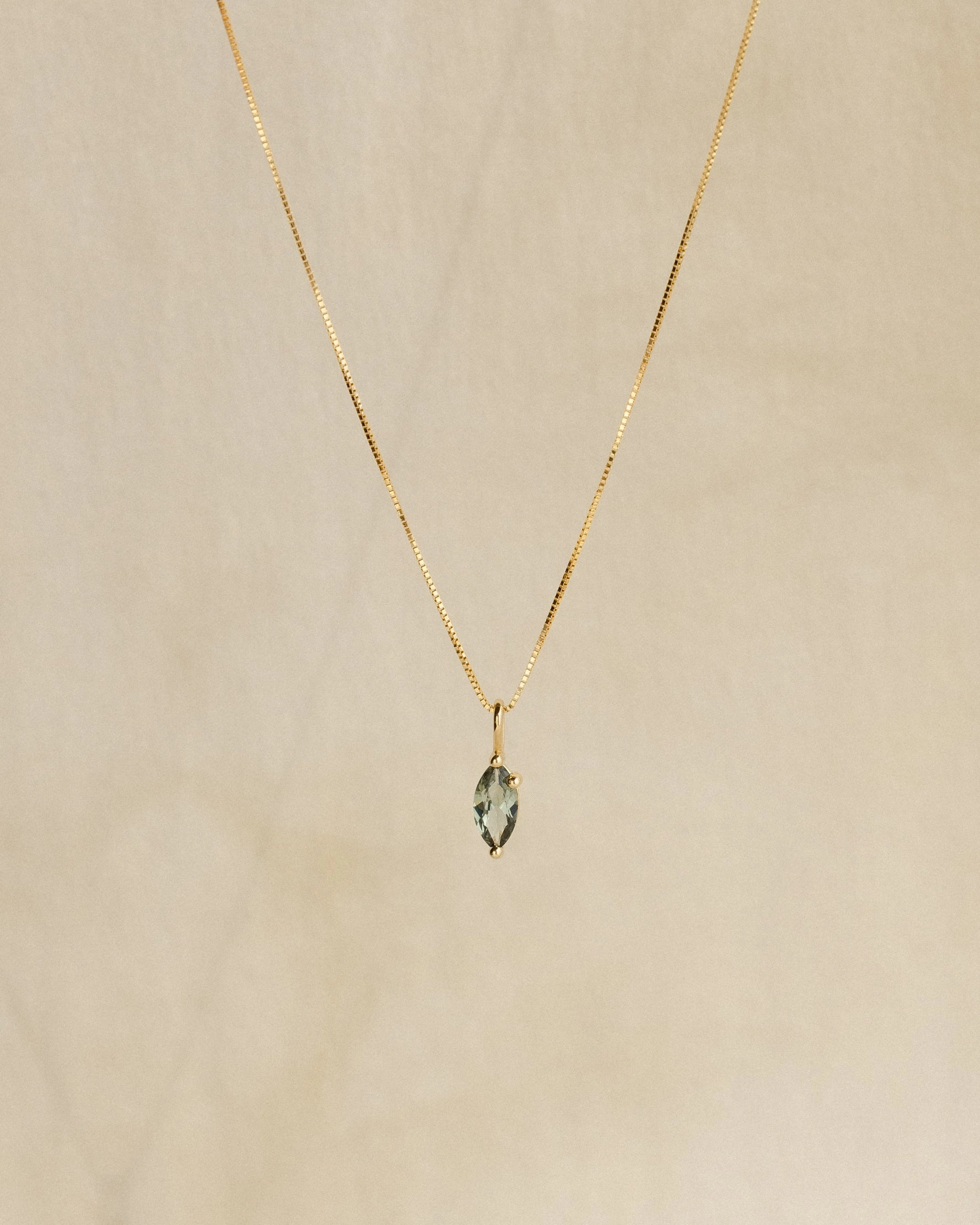 Leaflet Charm Bright Sparkle Fashion Look