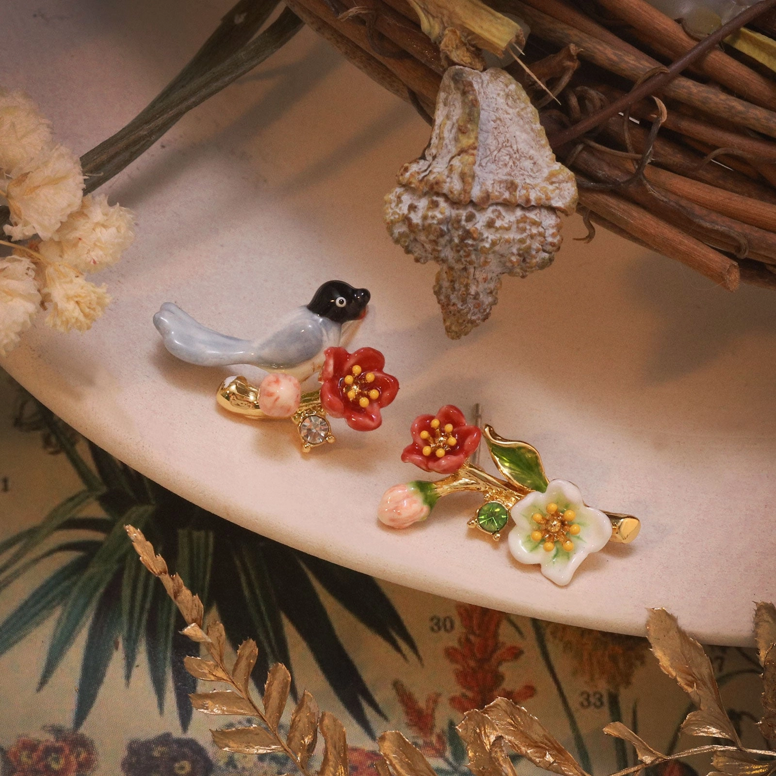 Futuristic Jewelry Red-billed Blue Magpie Flower Earrings