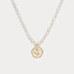 Rose Pendant Necklace Lustrous Feature