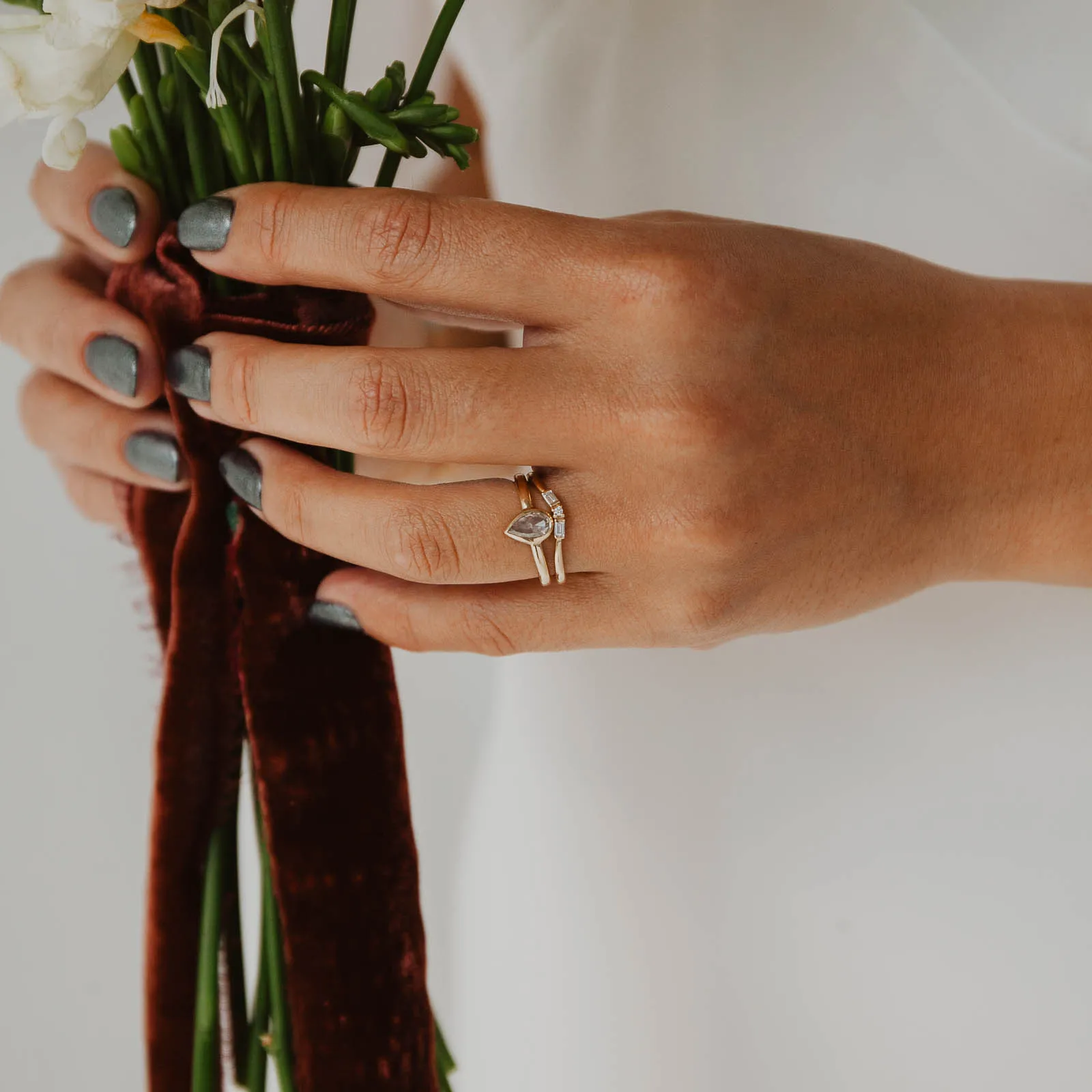 Classic Touch Classic Detailing Sabine Ring - Mined Salt & Pepper Diamond