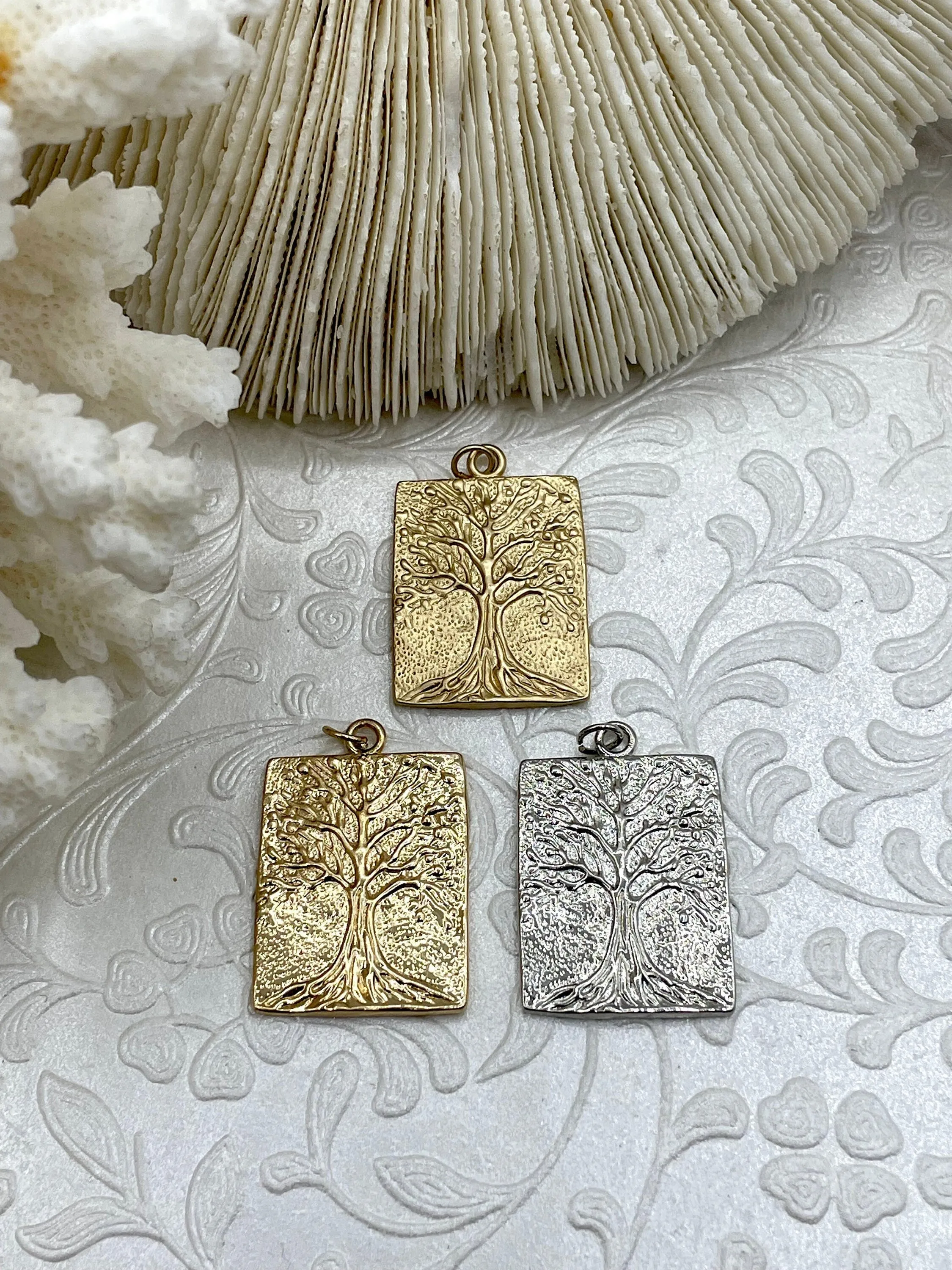 Weekend Present Trend Detail High Quality Brass Tree Charm/Pendant, Tree of Life Pendant, Tree Gold or Rhodium Plated, 27mm x 21mm x 2.25mm, 3 Finishes. Fast Ship