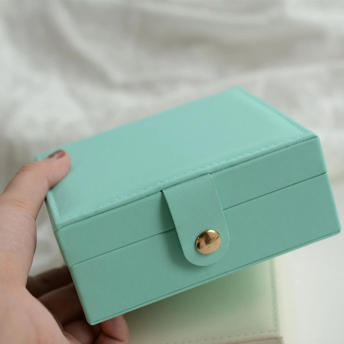 Timeless Gem Oblession Jewelry Box Travel Accessories Box in Pearl White / Tiffany Blue Jewelry Organizer