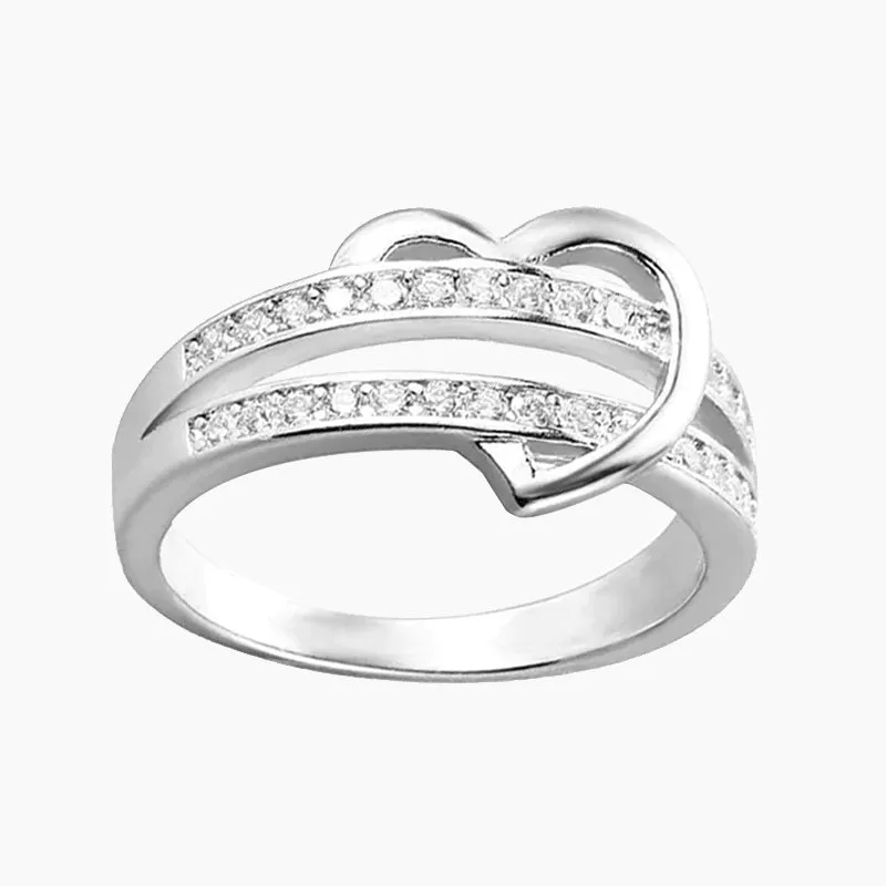 Night Out Look Simple Heart Shaped Ring in 925 Sterling Silver