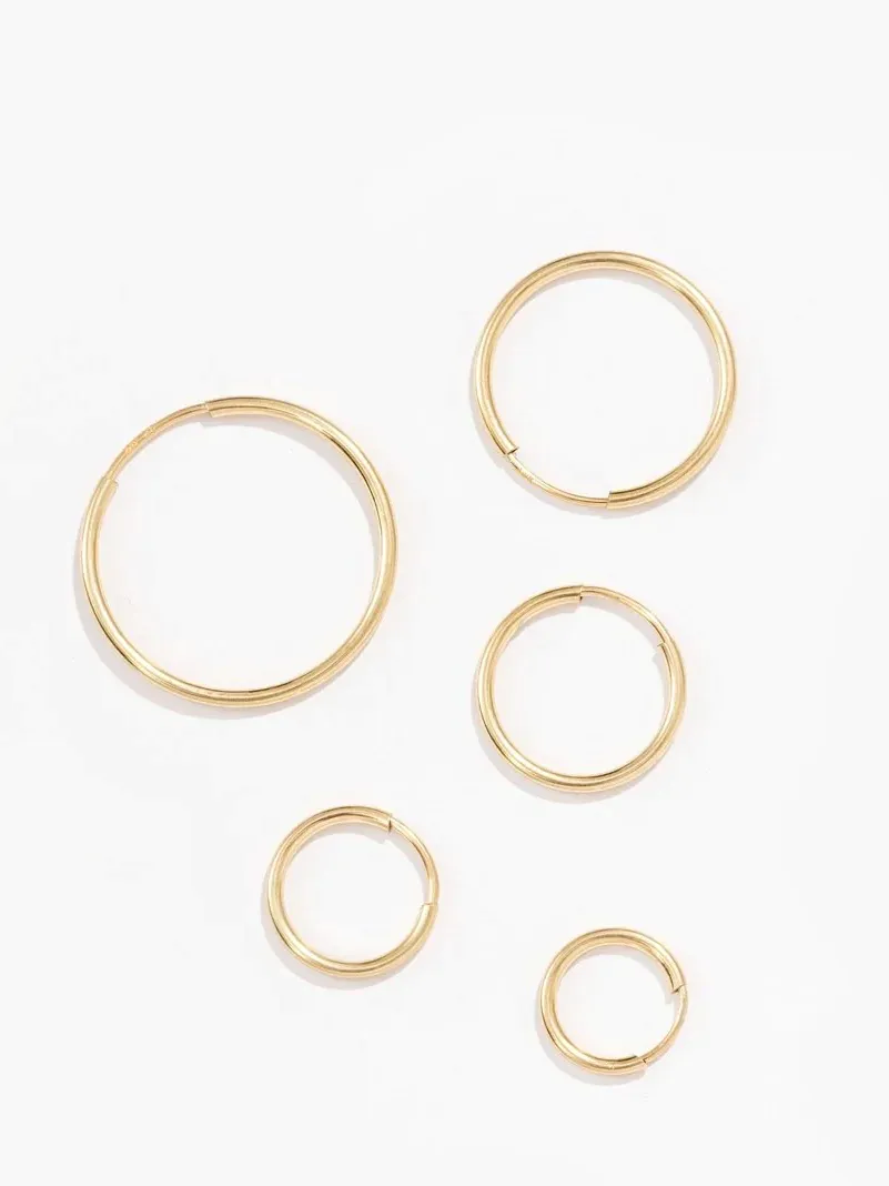 Sleeper Hoops Sleek Detailing